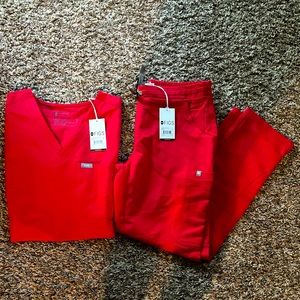 NWT FIGS scrubs set